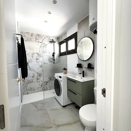 New! Sea View With Aircon In Center Of Americas Апартаменты *