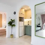 New! Sea View With Aircon In Center Of Americas Apartment
