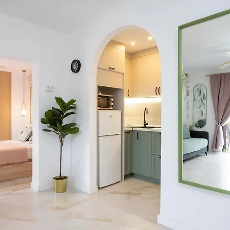 New! Sea View With Aircon In Center Of Americas 아파트